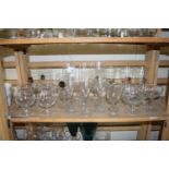 MIXED LOT OF DRINKING GLASSES
