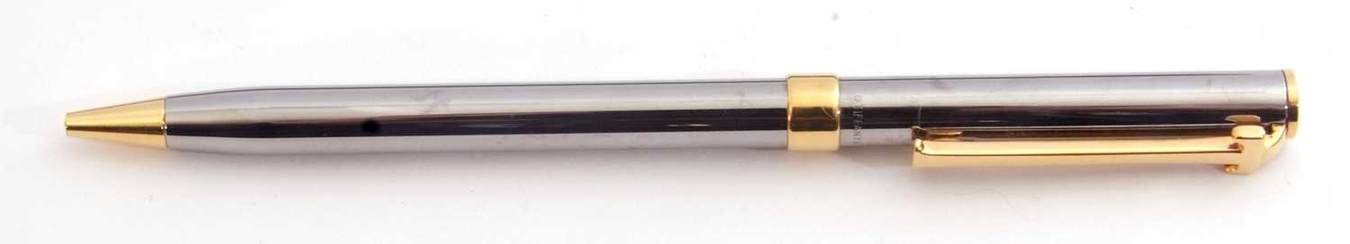 Tiffany & Co stainless steel ballpoint pen with gilt metal T-shaped clip and mounts, engraved ' - Image 2 of 4
