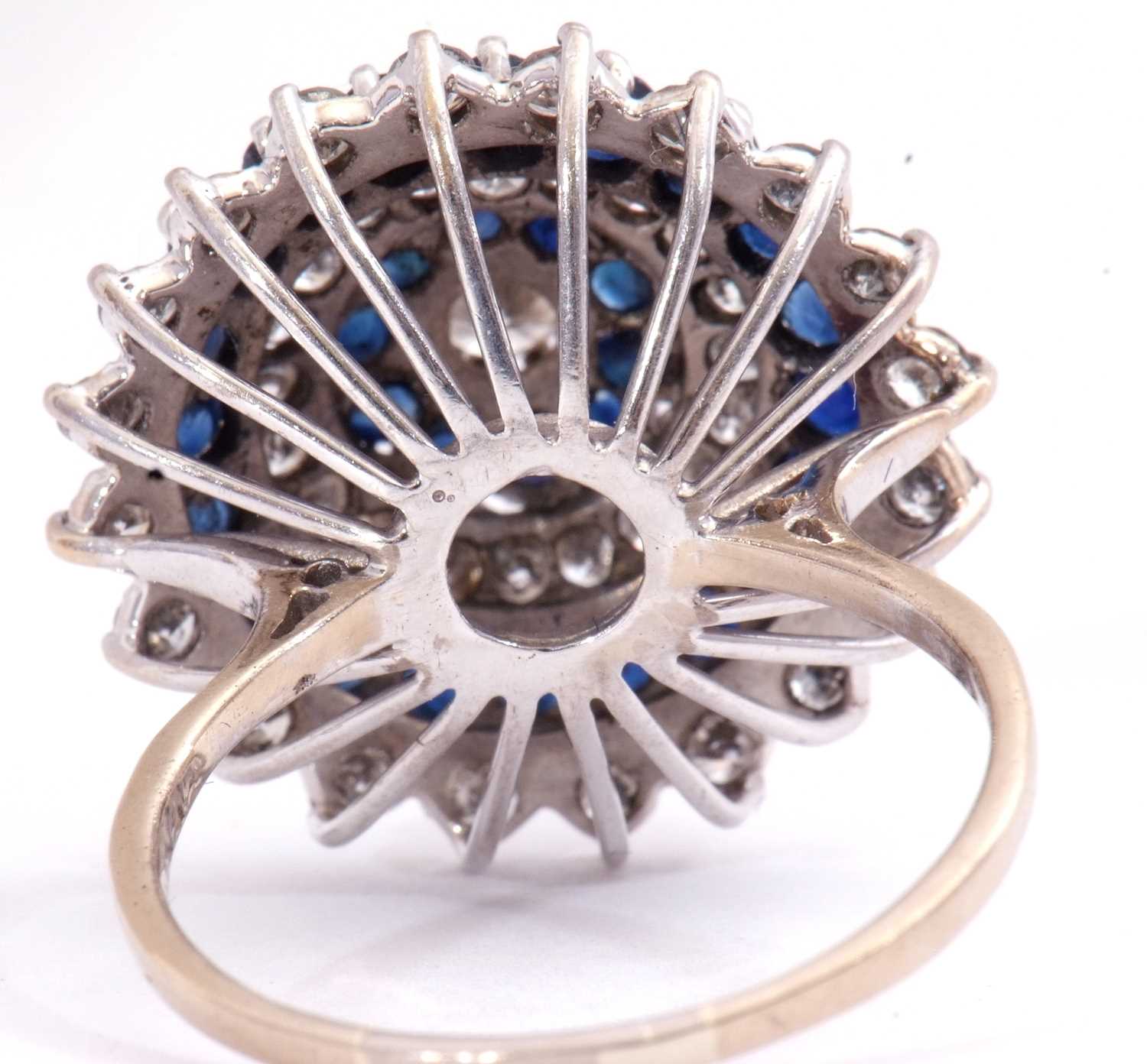 Large diamond and sapphire cocktail ring of dome design, centring a brilliant cut diamond, 0.20ct - Image 4 of 7