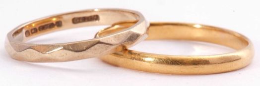 Mixed Lot: 22ct gold wedding ring of plain polished design, 2.3gms, size R, together with a 9ct gold