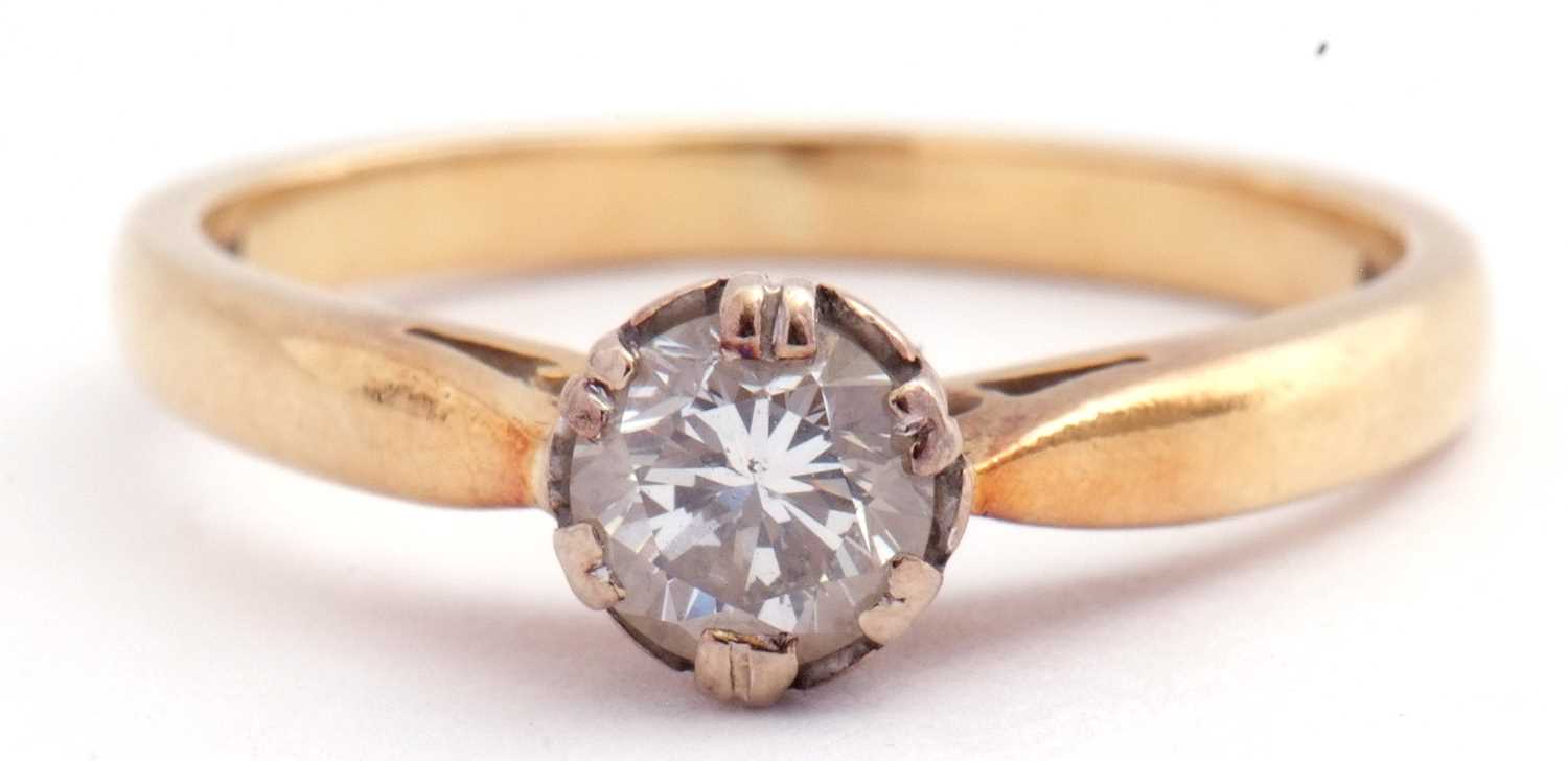 18ct gold single stone diamond ring, a round brilliant cut diamond, 0.50ct approx, raised between - Image 2 of 7