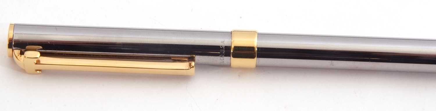 Tiffany & Co stainless steel ballpoint pen with gilt metal T-shaped clip and mounts, engraved ' - Image 3 of 4