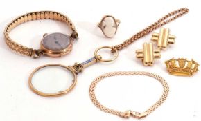 Mixed Lot: an Italian 14k stamped meshwork bracelet, a pair of 14k stamped stylised clip-on