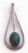 Scottish silver and malachite open work stylised pendant, hallmarked Edinburgh 1977, 5cm long