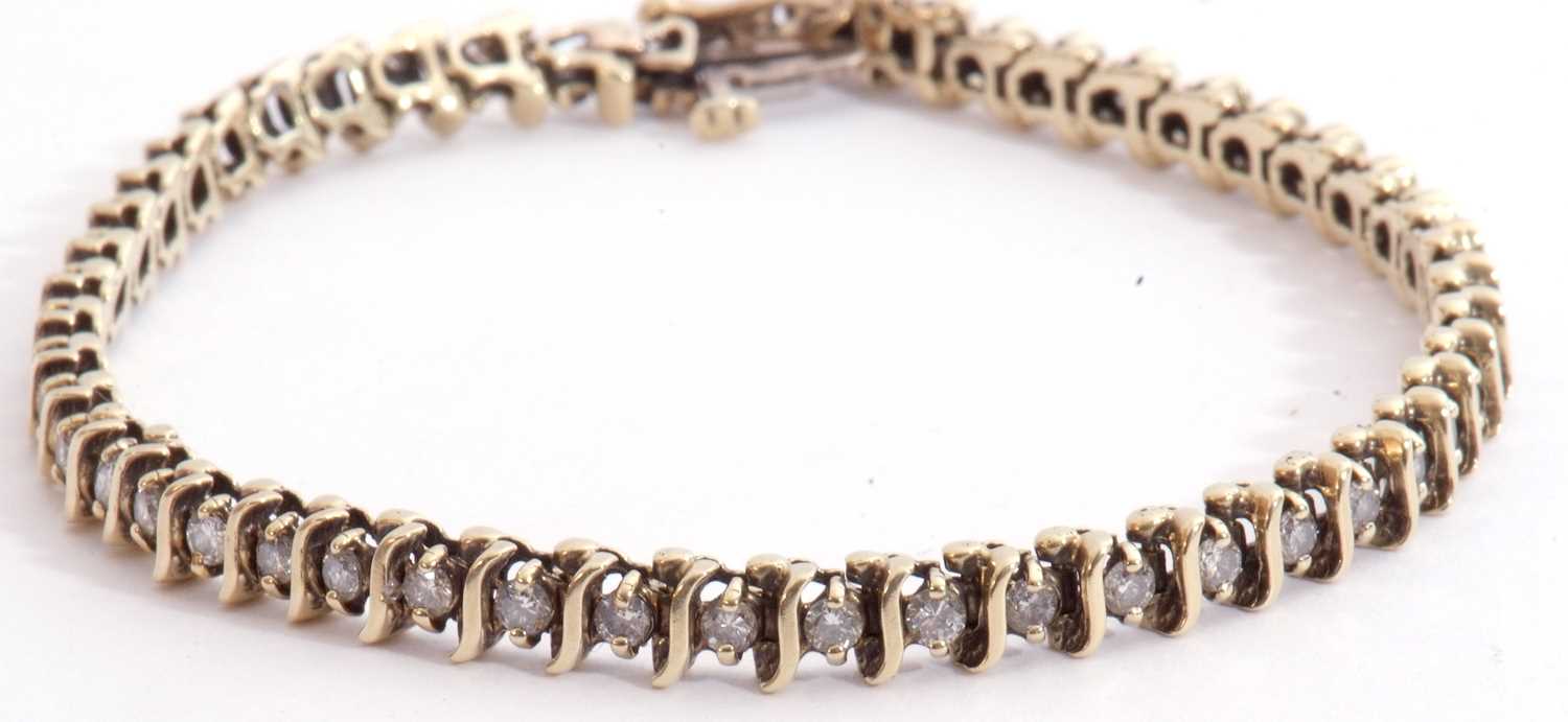 Diamond line bracelet featuring 49 small single cut diamonds set between S-bar articulated links, - Image 6 of 6