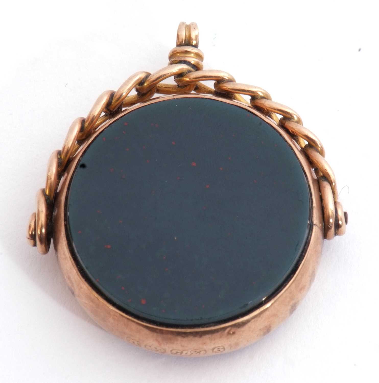 Mixed Lot: Victorian swivel fob set with bloodstone and carnelian either side, the frame marked - Image 4 of 5