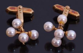 Cased pair of 9ct gold and cultured pearl cuff links, hallmarked 9ct gold, swivel fittings, (one