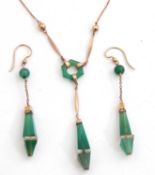 Art Deco green and white glass drop necklace of lantern style, faceted and plain polished beads,