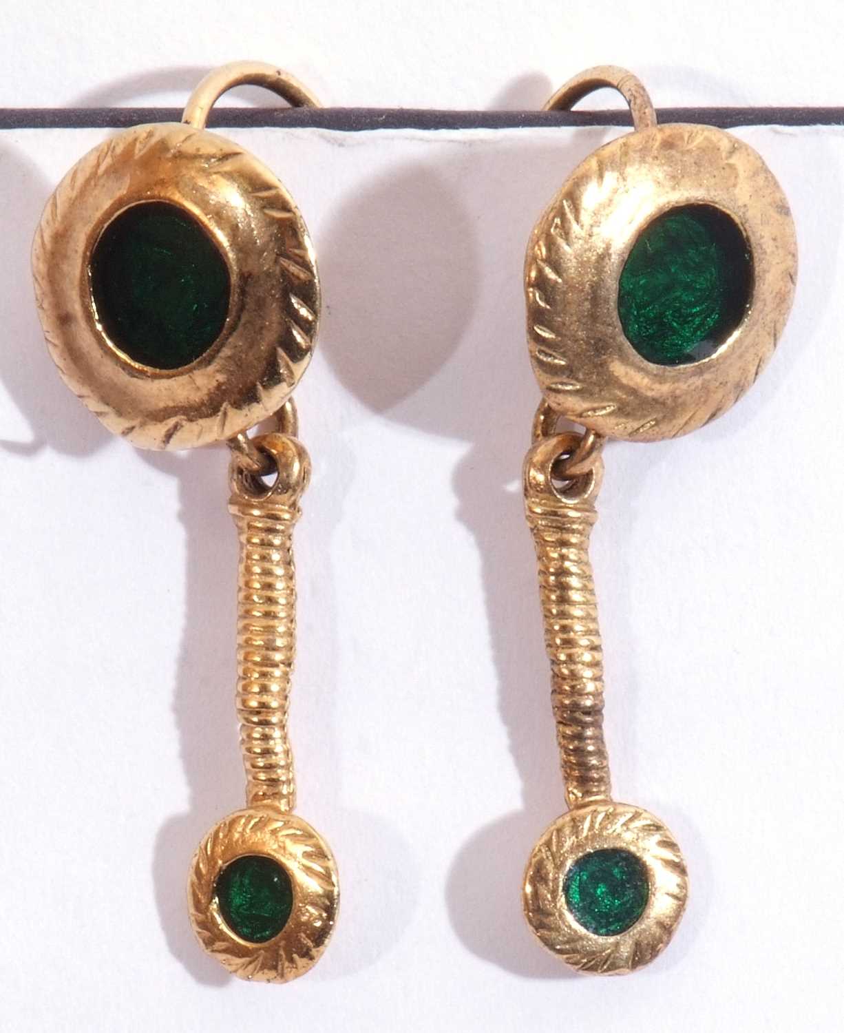 Pair of Italian yellow metal drop earrings, a disc design, the centres with an iridescent green - Image 2 of 4