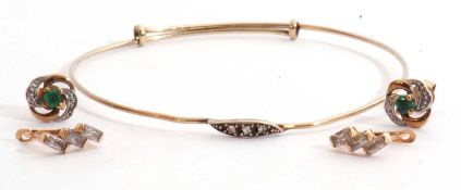 9ct gold wire work bracelet, the top section applied with three small diamonds together with a