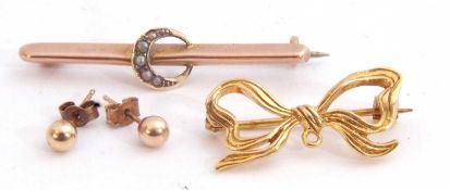 Mixed Lot: pair of 375 stamped small bead finial earrings with post fittings, small 9ct gold