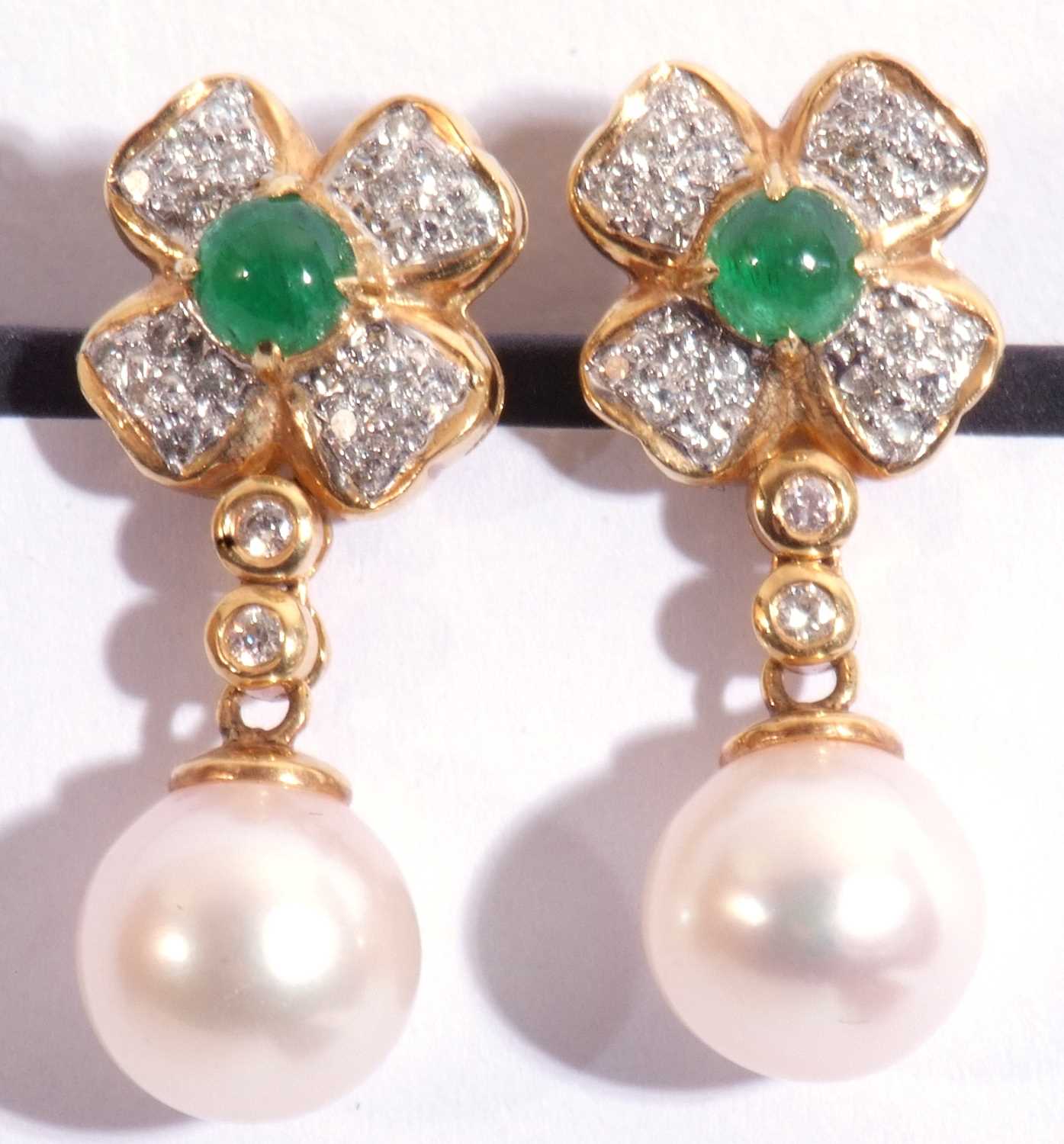 Pair of diamond, emerald and cultured pearl drop earrings, the flowerhead centring a small - Image 2 of 7