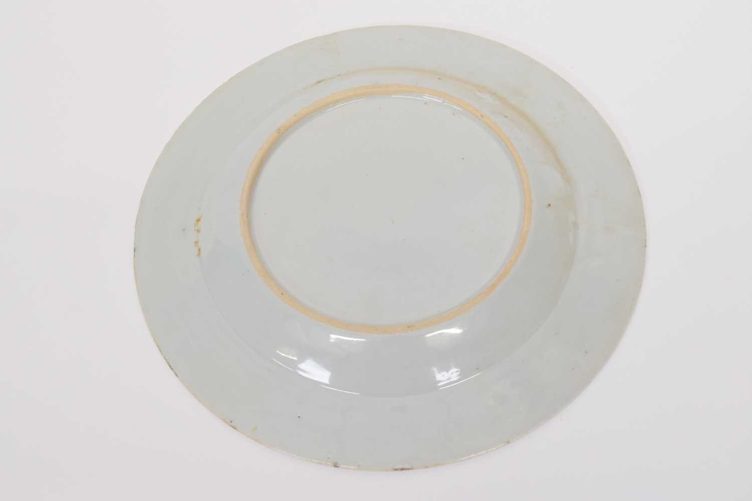 18th century Chinese porcelain famille rose plate, 23cm diamCondition report: Some wear and hairline - Bild 2 aus 6