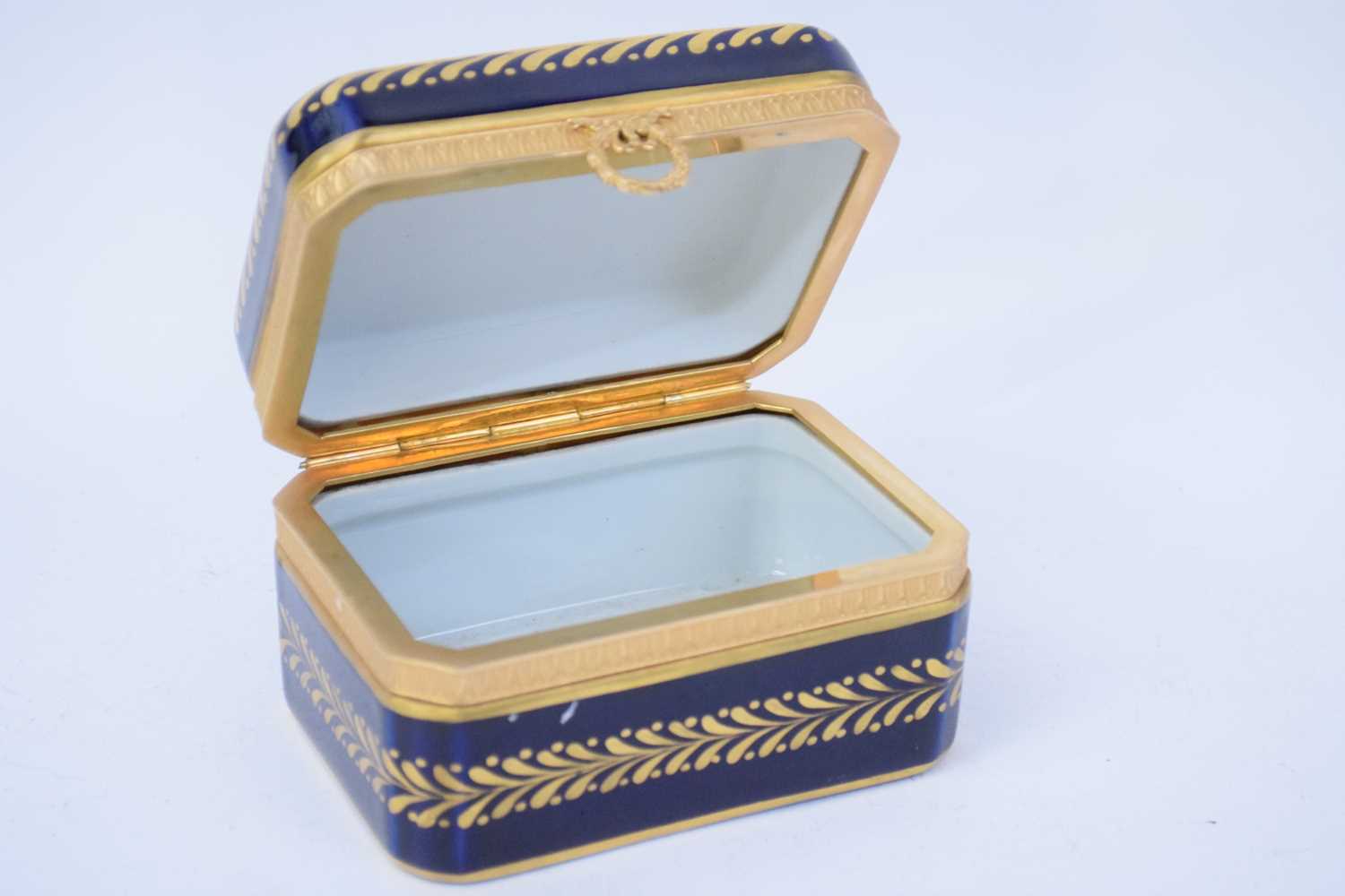 Sevres style ceramic box, the blue ground with gilt design - Image 2 of 6