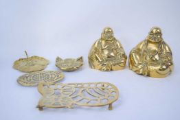 Quantity of Buddhas and other items