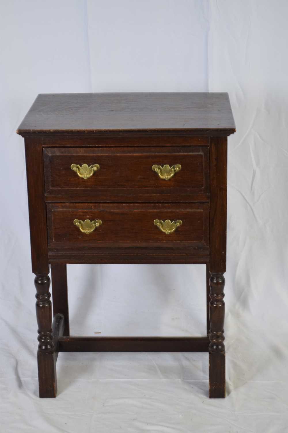 18th century style oak two-drawer side cabinet raised on turned legs, 56cm wide - Image 2 of 4