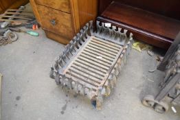 SMALL IRON FIRE BASKET