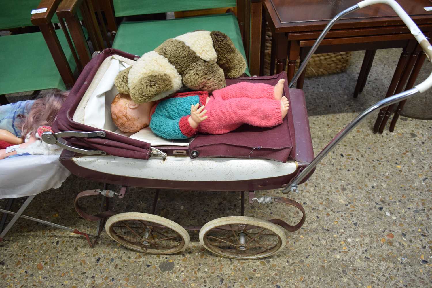 VINTAGE TRIANG DOLLS PRAM CONTAINING A DOLL AND A TEDDY