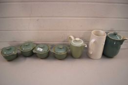 MIXED LOT DENBY HOT WATER JUG PLUS VARIOUS DENBY COVERED DISHES AND OTHER ITEMS