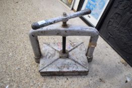 SMALL CAST IRON BOOK PRESS, APPROX 50CM WIDE MAX