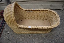 WICKER BABY'S COT