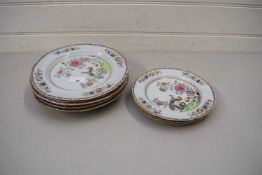 COLLECTION OF SPODE PLATES AND BOWLS DECORATED WITH CHINESE STYLE FLORAL AND BIRD DETAIL