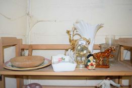 MIXED LOT TO INCLUDE A LARGE VASE DECORATED WITH A DEER, DOMED ANNIVERSARY CLOCK, VARIOUS GLASS