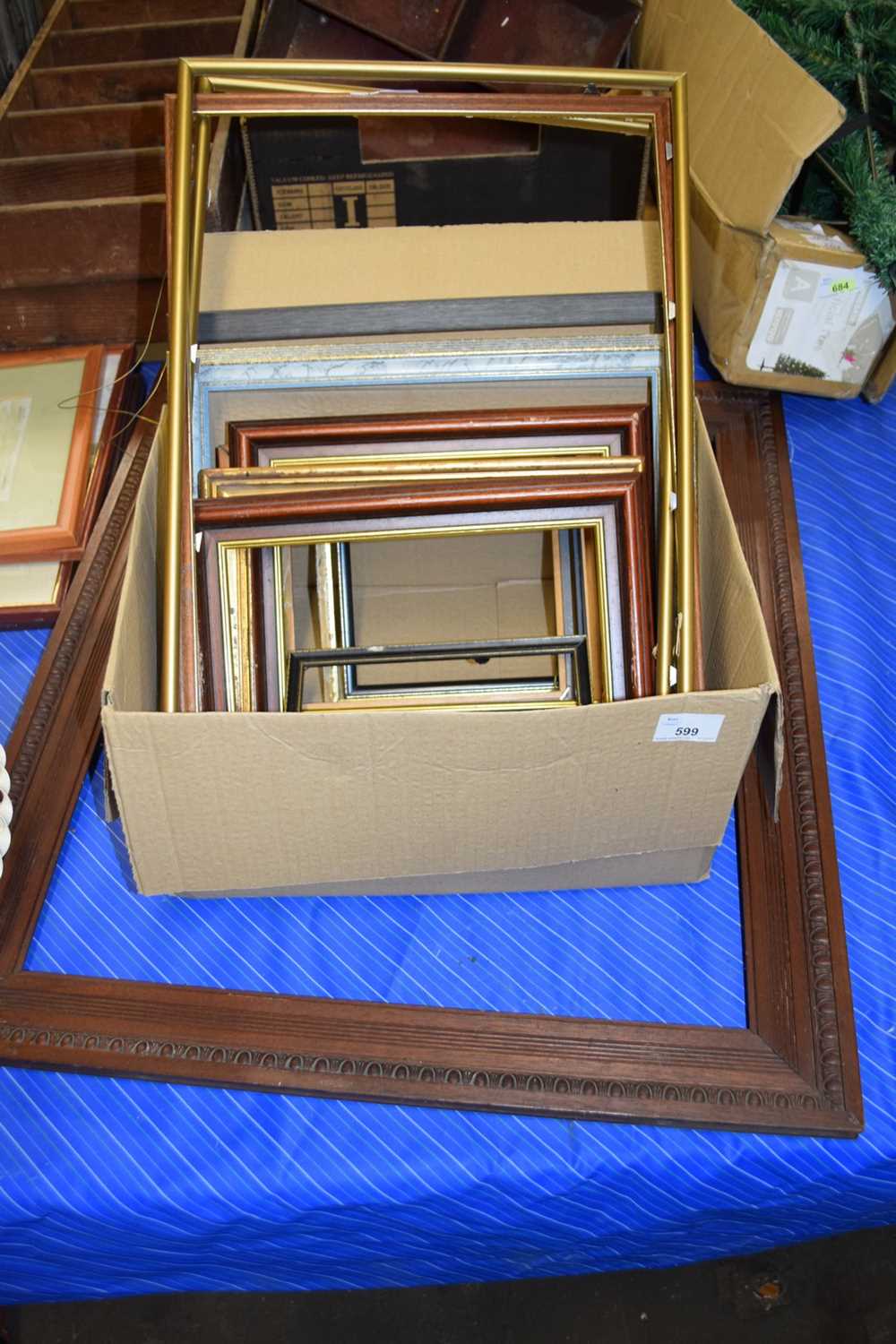 VARIOUS PICTURE FRAMES