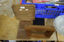 PAIR OF WOODEN BOOKENDS DECORATED WITH CANADIAN MAPLE LEAVES