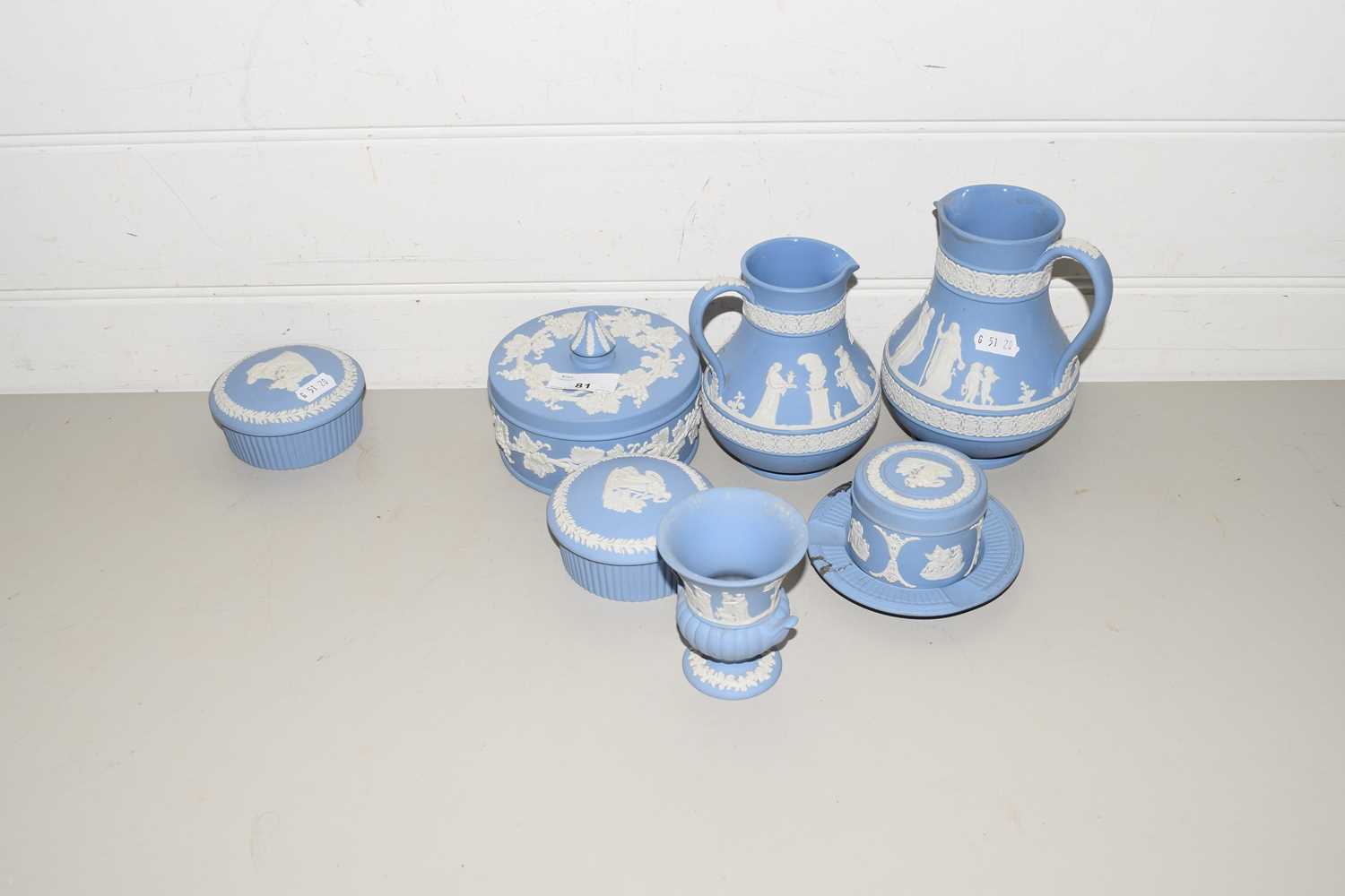 COLLECTION OF BLUE WEDGWOOD JASPERWARE TO INCLUDE JUGS, TRINKET BOXES ETC