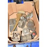 QUANTITY OF VINTAGE CAR PARTS