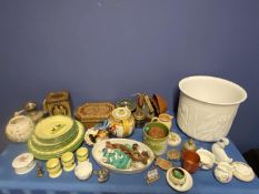 Qty of household clearance items of general china etc