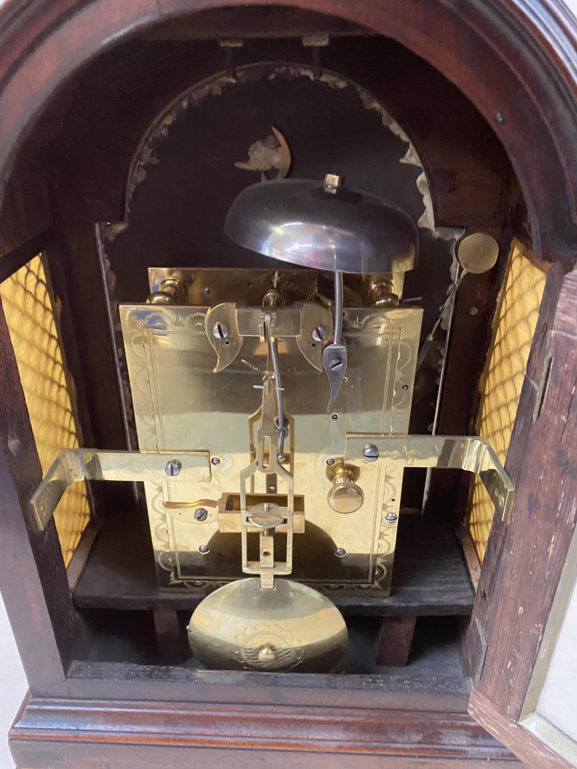 C18th Mahogany cased bracket clock, with brass top carrying handle, glazed back and front doors, and - Image 5 of 14