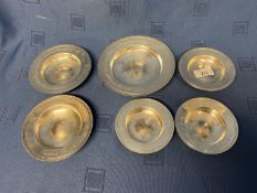 5 hallmarked silver Armada plates, some engraved, various dates and makers 17 ozt and a Garrard