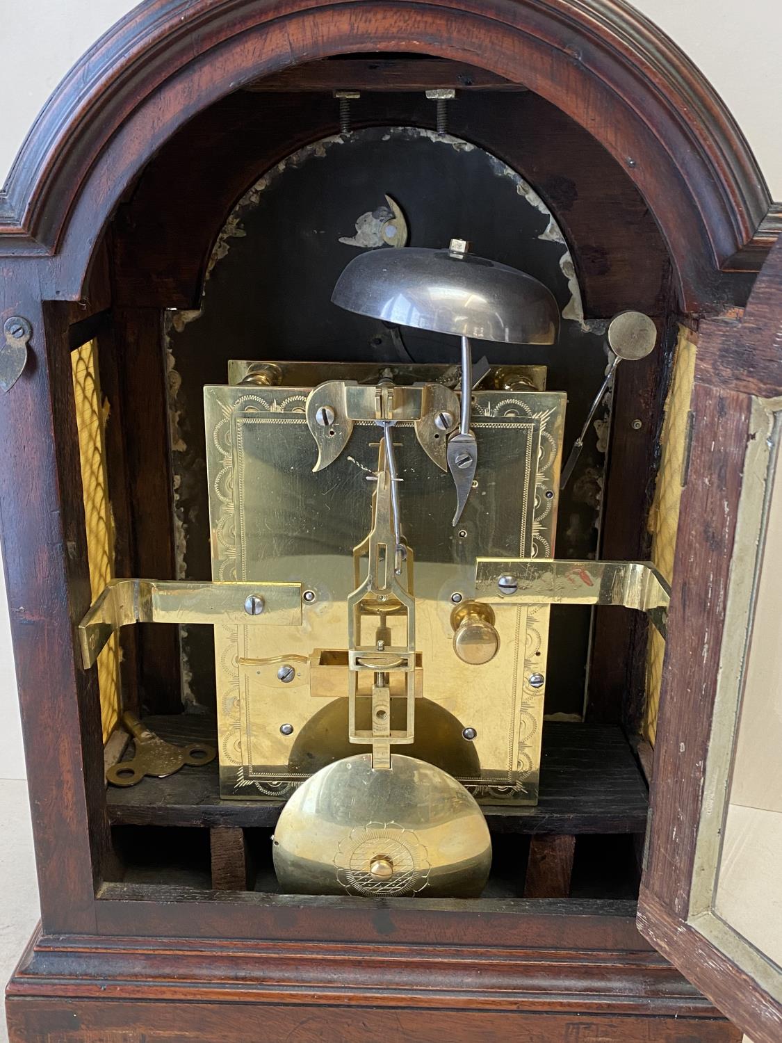 C18th Mahogany cased bracket clock, with brass top carrying handle, glazed back and front doors, and - Image 6 of 14