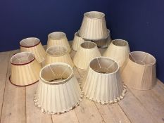 Quantity of silk lamp shades, (condition, some wear)