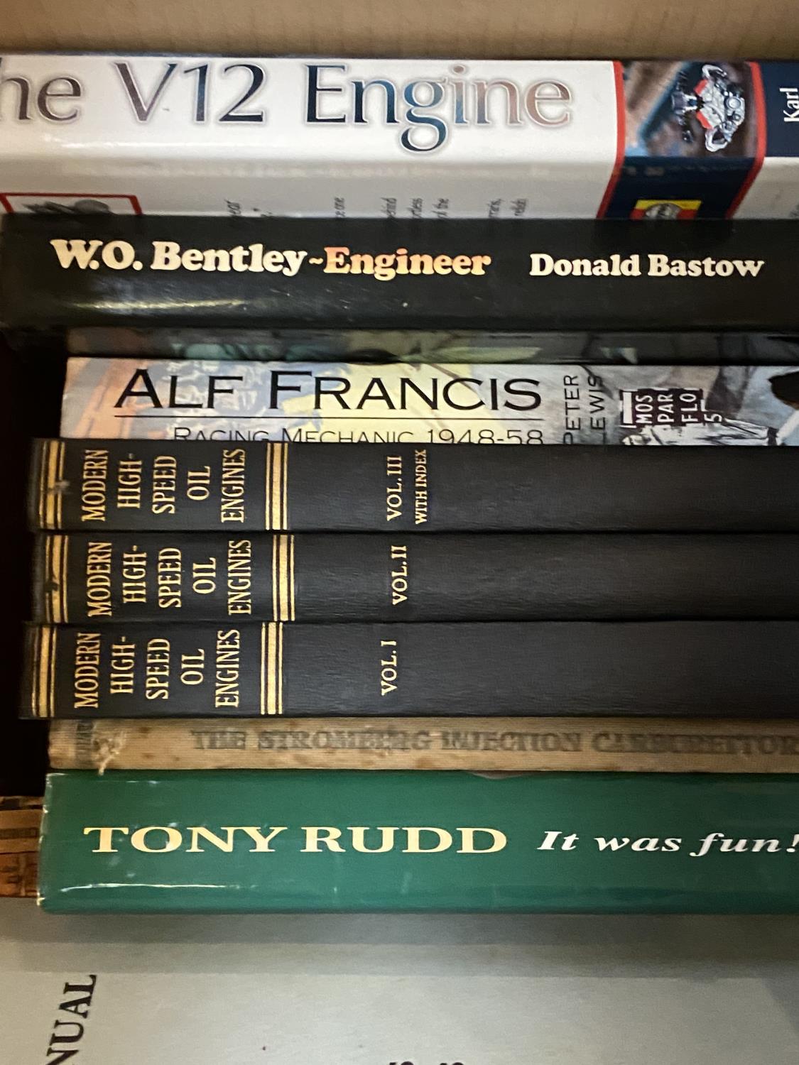 Quantity of books to include - cars, vintage cars, engines, engineering, aero engineering, British - Image 61 of 63