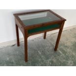 Mahogany and glazed bijouterie/display cabinet with green baize lining to interior, 59x40.5cm