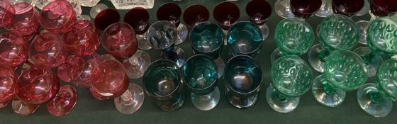 Quantity of coloured stemmed glasses, approx. 37 pieces, including cranberry and green (approx. 6