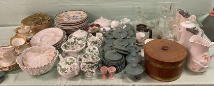 Mixed quantity of china and pottery including set of 6 French Gien plates, qty of Cowan plates