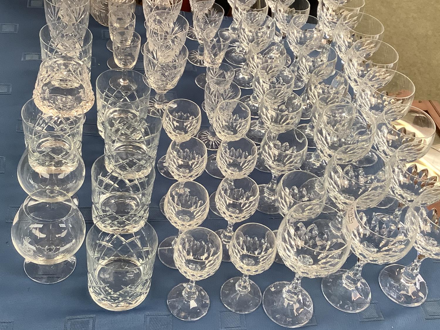 An extensive suite of cut glass wine glasses including several sets, 12 goblets marked Z 14 - Image 4 of 7