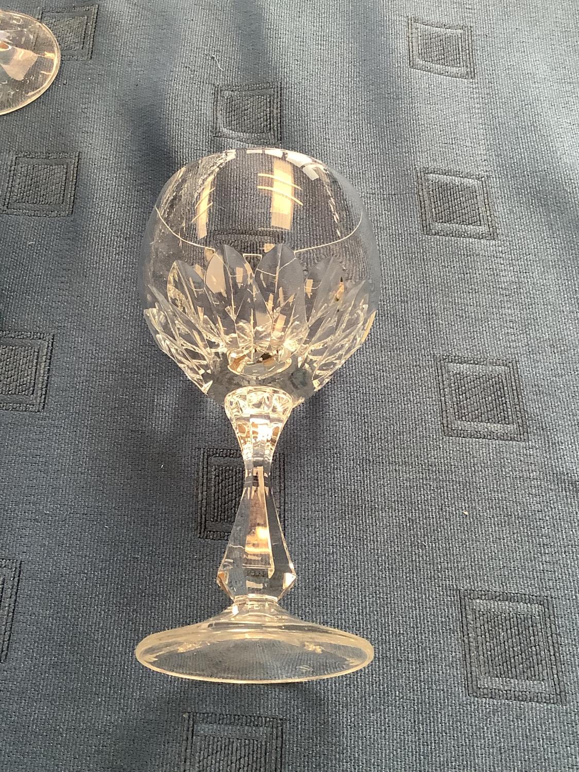An extensive suite of cut glass wine glasses including several sets, 12 goblets marked Z 14 - Image 6 of 7