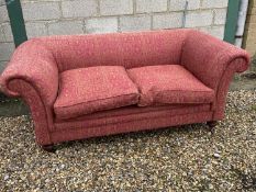 Traditional 2 seater chesterfield settee with loose seat cushions on castors, approx. 190cm Long (