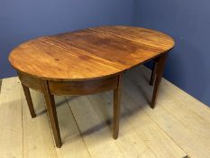 Late Georgian inlaid mahogany dining table with pair of D ends joined by a central leaf. 117cm w x