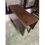 Small Georgian mahogany drop leaf dining table 91 cm W x 114 open Condition sound, wear and minor