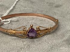 Heart faceted amethyst set Edwardian bangle, 9 carat yellow gold claw set mount to a flat hollow