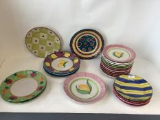 Solimene Italian pottery part service 15 side plates, 8 dinner plates - some chipped
