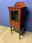 Edwardian chevron inlaid mahogany small glazed display cabinet, approx. 138cm H x 57cm W x 35cm