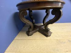 C19th mahogany circular centre table on a scrolling quadruped base with acanthus leaf carving. 100cm