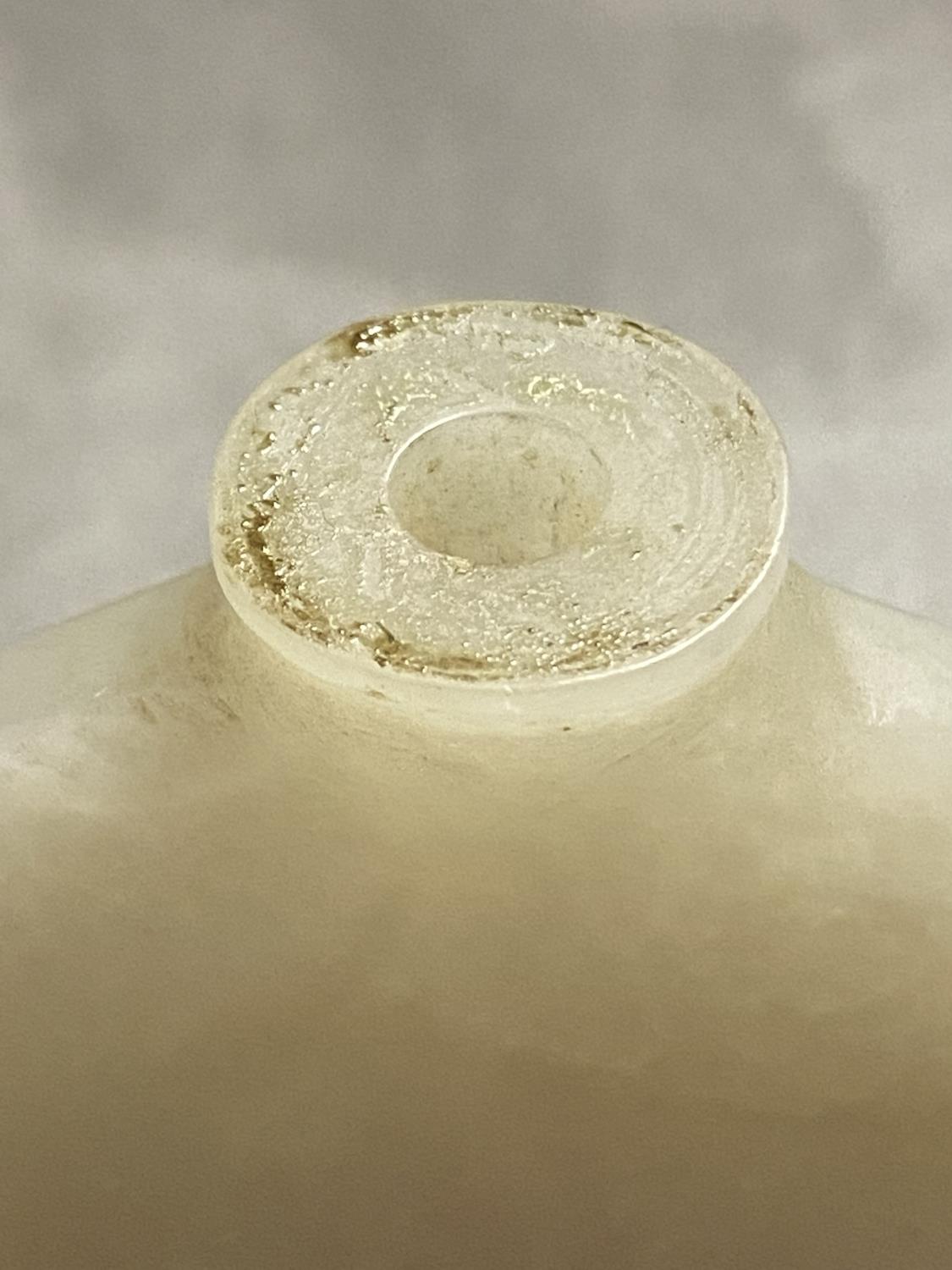 C18th/19th Chinese jade snuff bottle of flat form, stopper and stand - Image 10 of 11